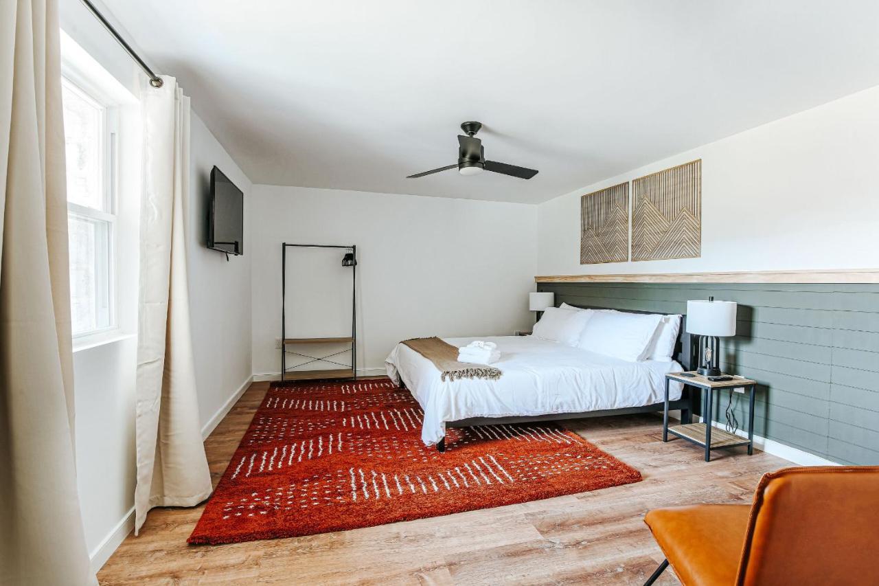 Grey Pine Lodge Waynesboro Quarto foto