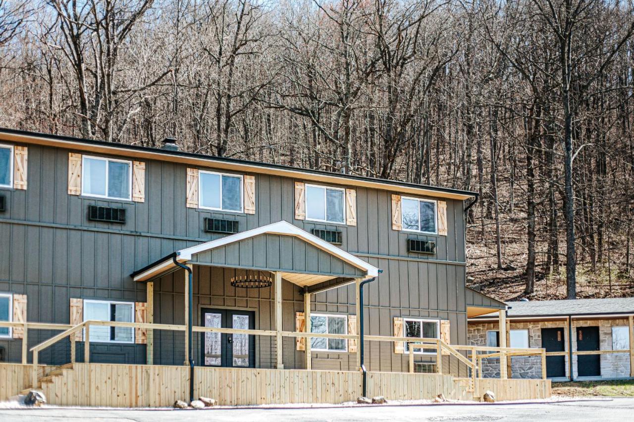 Grey Pine Lodge Waynesboro Quarto foto